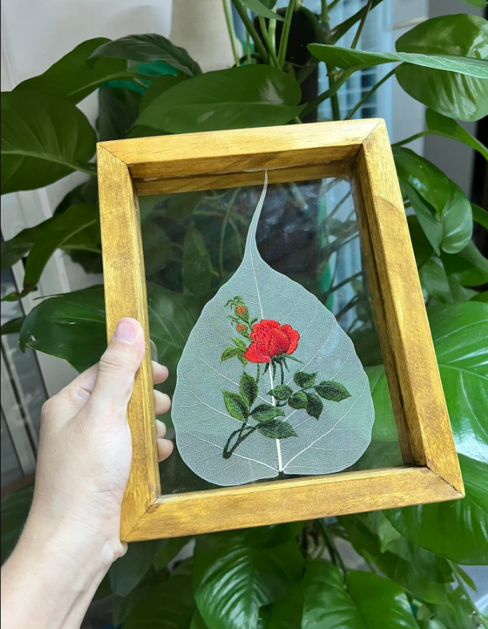 Thử Thách Khi Thêu Trên Lá Bồ Đề.png